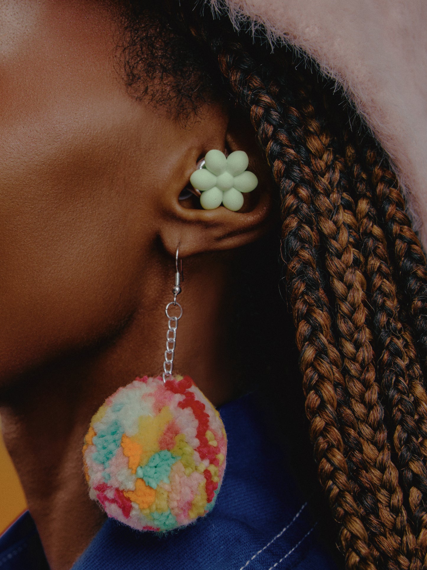 flower earkandi
